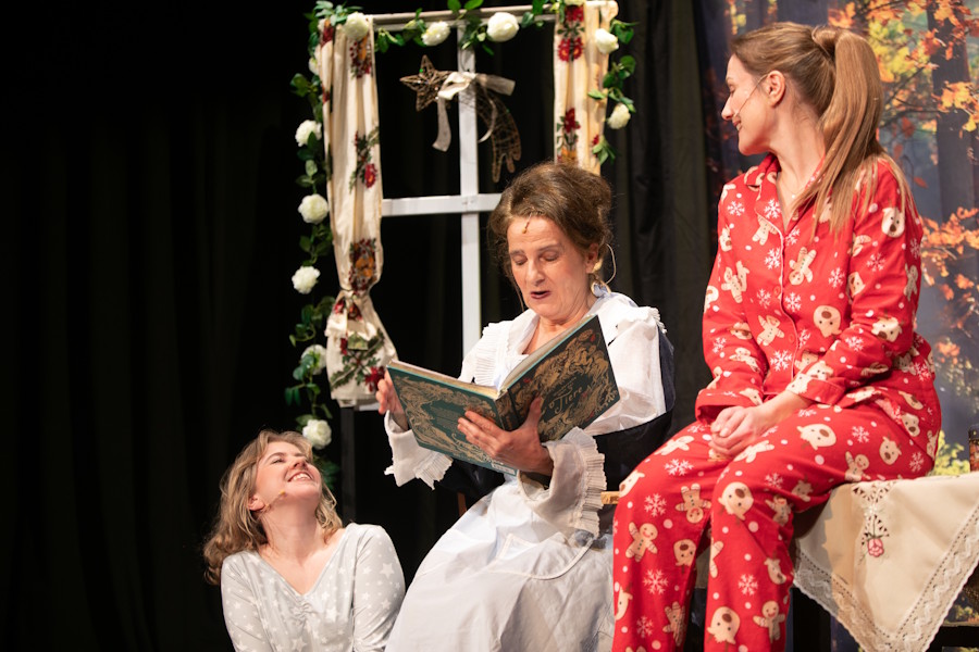 2024_Schneeweißchen.und.Rosenrot  (2).jpg